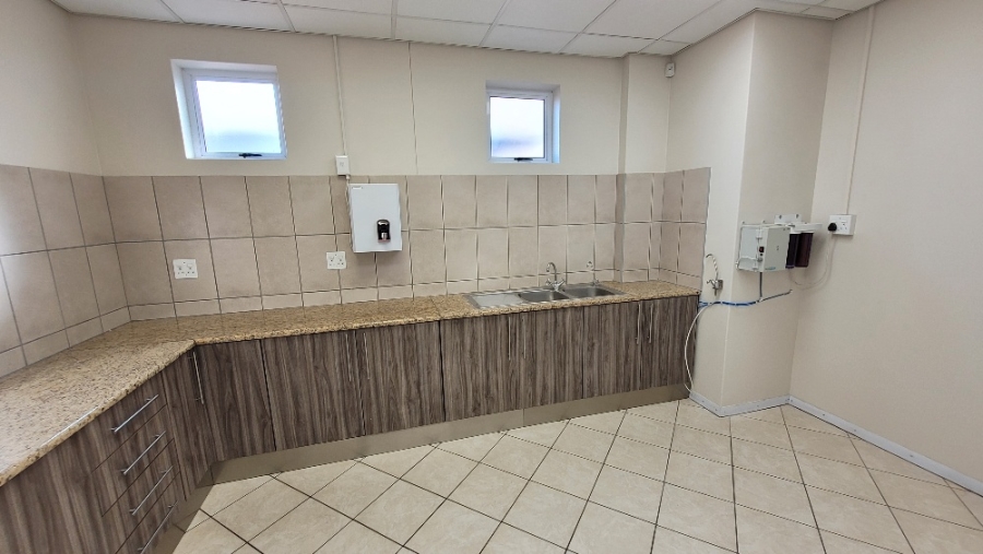 To Let commercial Property for Rent in Montague Gardens Western Cape